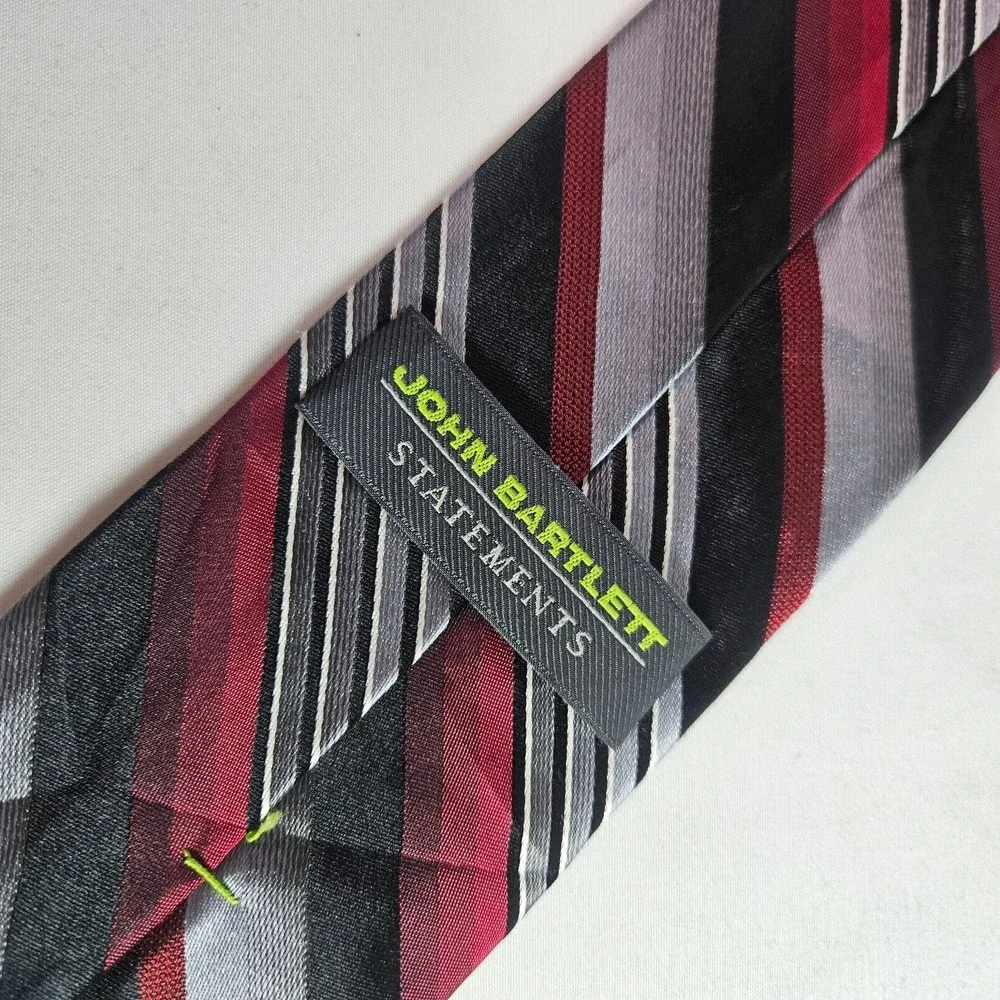 John Bartlett‎ 100% Silk Tie Red Black Silver Stripes 3.5
